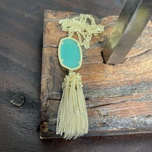 NWOT Kendra Scott Gold Rayne Necklace in Chalcedony!